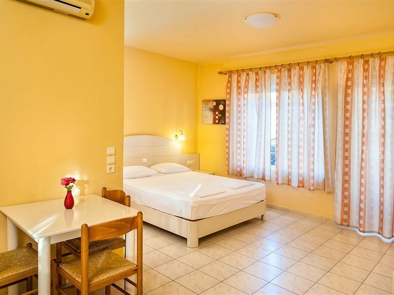 Golden Sun Sand Agioi Apostoli  Exterior photo